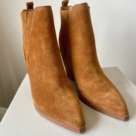 Mark Fisher Western Ankle Bootie - Picture 3 of 8